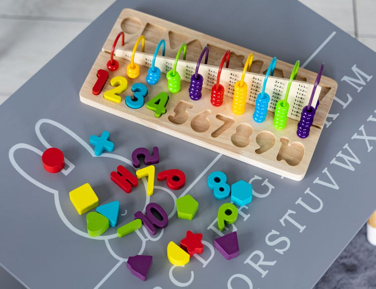 Educational abacus & wooden numbers